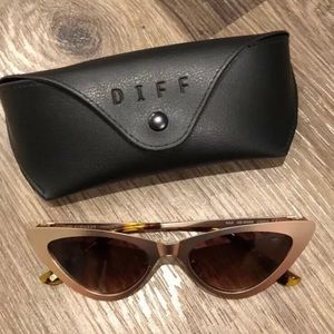DIFF eyeglasses new